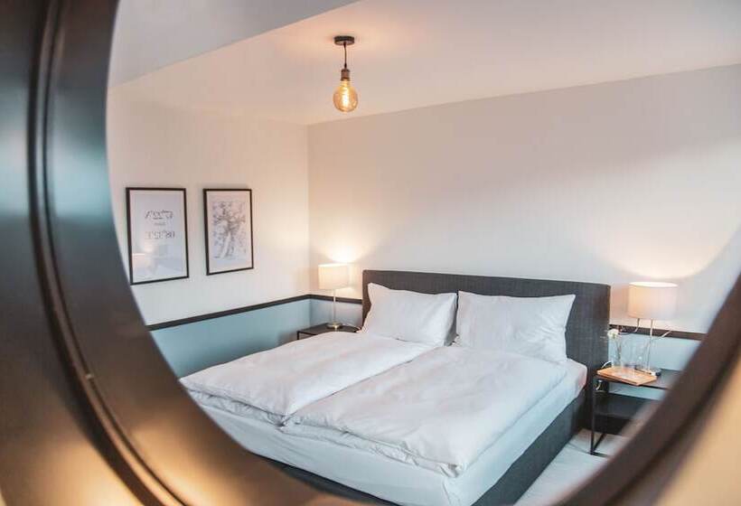 اتاق استاندارد با سرویس بهداشتی مشترک, Pop Up Hotel Krone Zürich