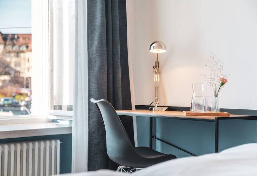 اتاق استاندارد با سرویس بهداشتی مشترک, Pop Up Hotel Krone Zürich