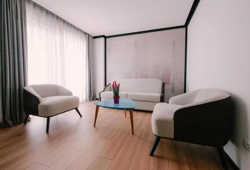 Junior Suite
