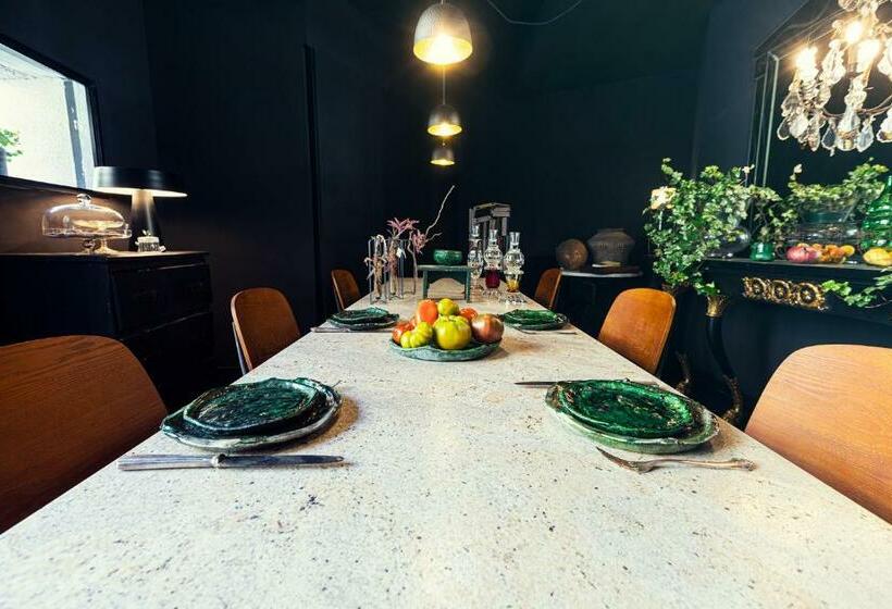 Номер Deluxe, El Pati