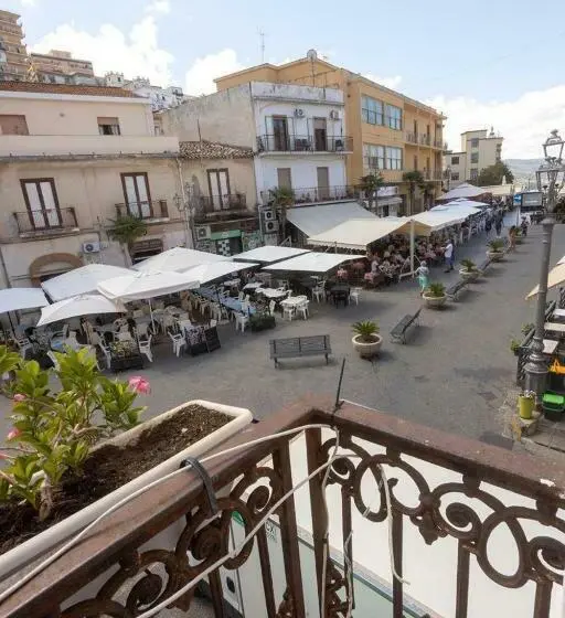 デラックスルーム, La Meridiana   Centro Storico Di Pizzo
