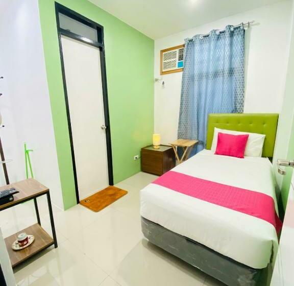חדר דלוקס יחיד, Happy Homes Manila