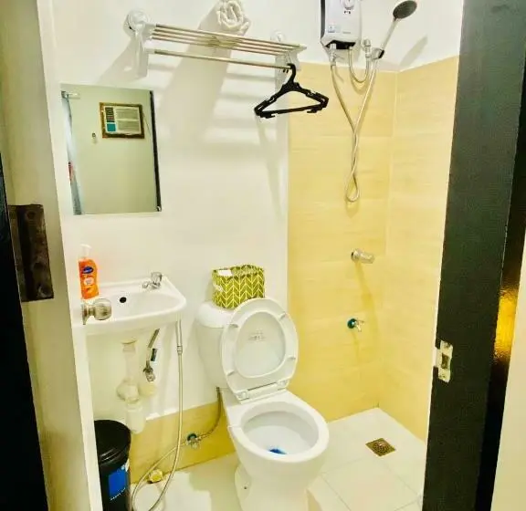 اتاق لوکس یک تخته, Happy Homes Manila