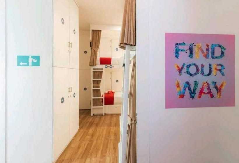 سرير فى غرفة مشتركه, Ozora Tiying Tutul Hostel Canggu