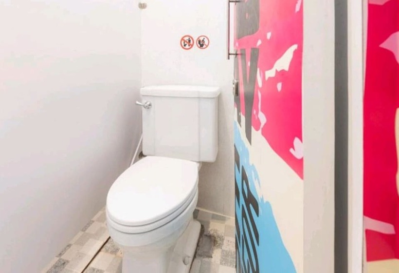 سرير فى غرفة مشتركه, Ozora Tiying Tutul Hostel Canggu