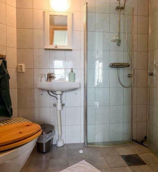 غرفة قياسية مزوَّدة بشُرفة, Soltägtgården