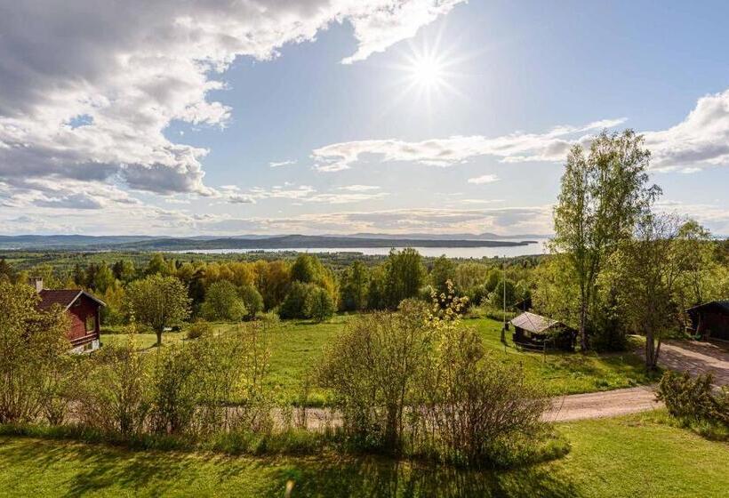 غرفة قياسية مزوَّدة بشُرفة, Soltägtgården