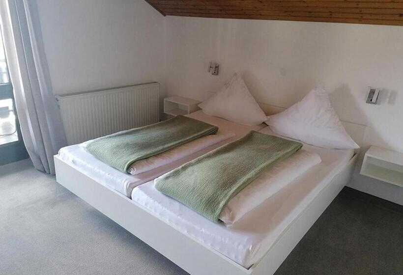 Номер Стандарт Трехместный, Pension An Der Linde