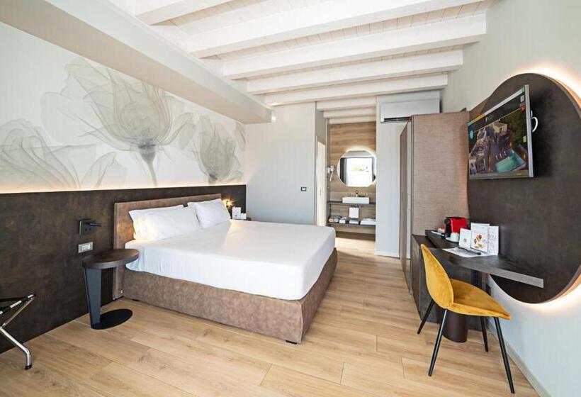 Пентхаус, Prada' Home Eco Suites