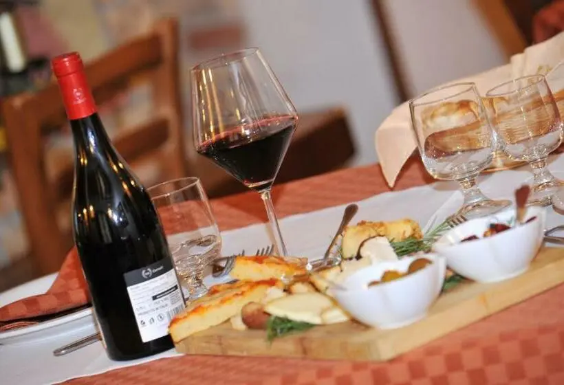 デラックスルーム, Locanda Rurale Santa Marta