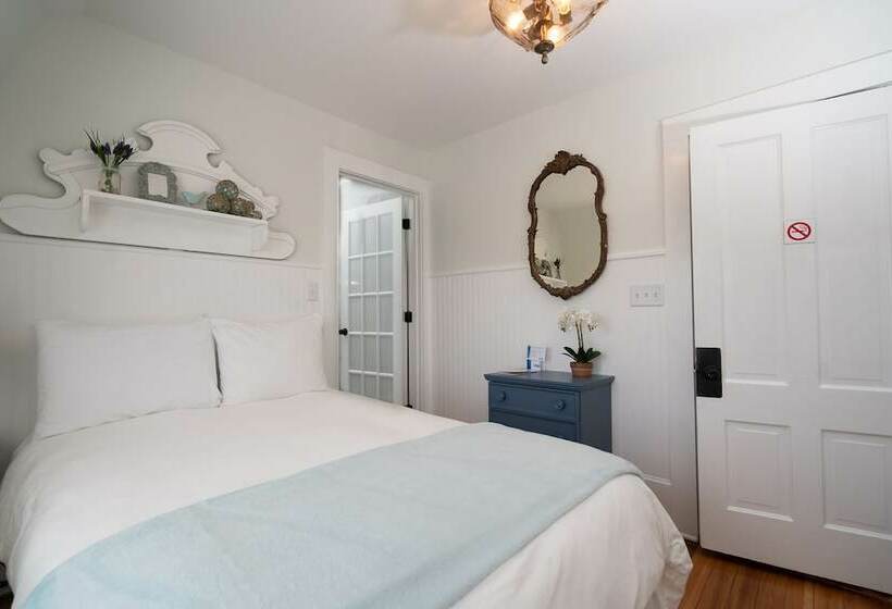 스탠다드 스튜디오, Marginal Way House