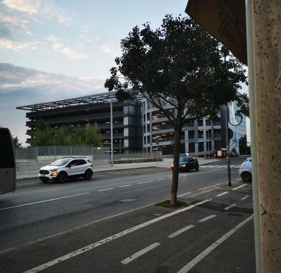 バス共有のスタンダードルーム, Abitaroom