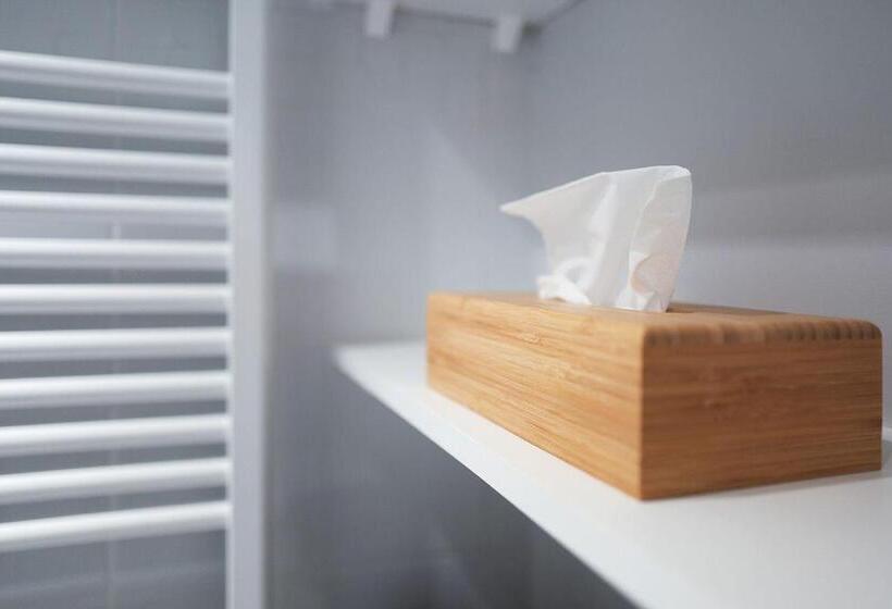 패밀리 룸, L étoile D Alice