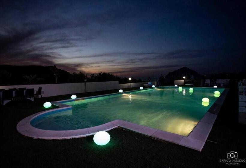 带大床的套房, Villa Marina