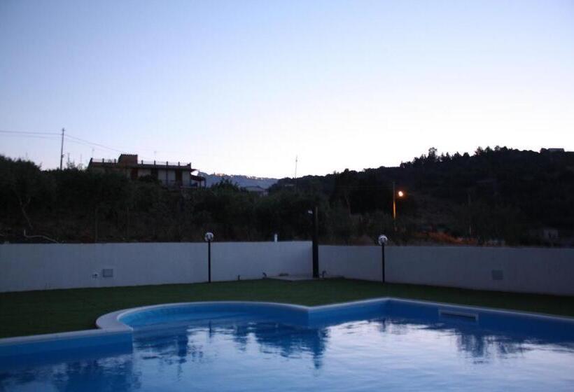 带大床的套房, Villa Marina