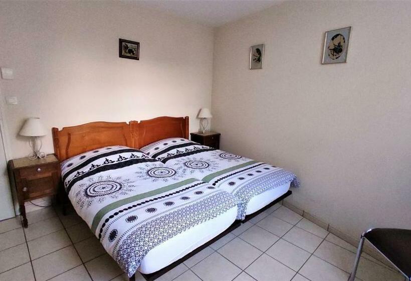 침실 1개 아파트, Quelques Fleurs