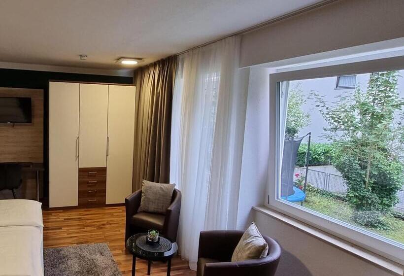 Номер Стандарт Трехместный, Zum Ziel Hotel Grenzach Wyhlen Bei Basel