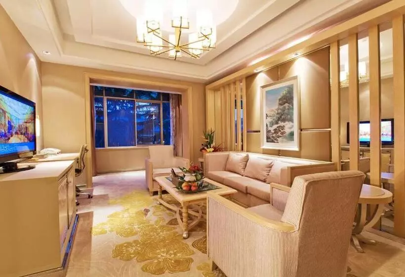 デラックススイート, Chengdu Wangjiang