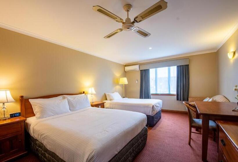 디럭스 룸, Gateway On Monash