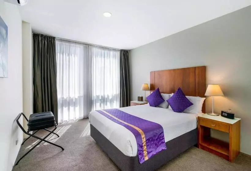 Huoneisto 2 Makuuhuonetta, Park Regis Griffin Suites