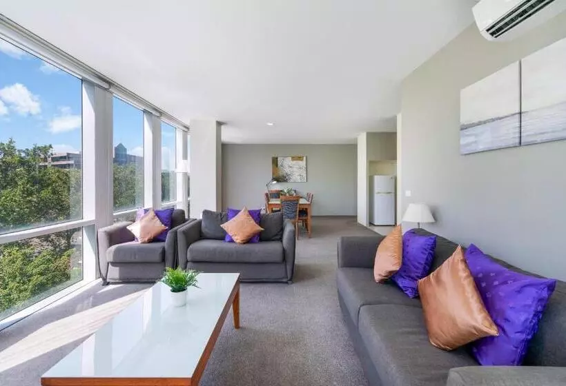 Huoneisto 2 Makuuhuonetta, Park Regis Griffin Suites