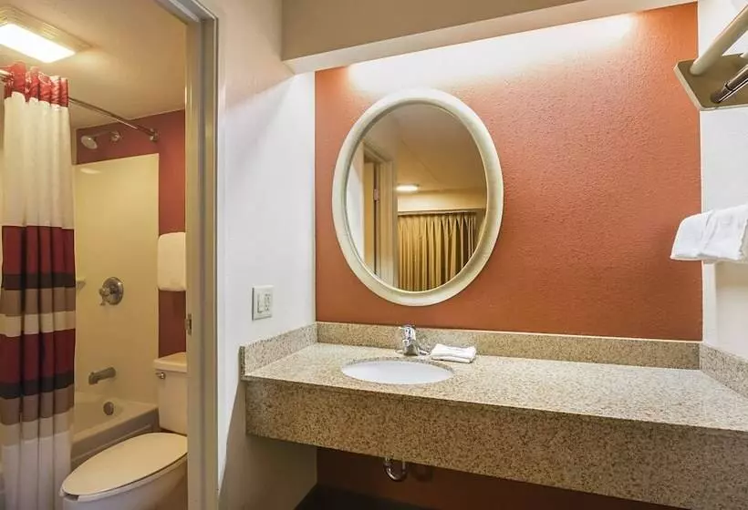 اتاق لوکس, Red Roof Inn Indianapolis North College Park