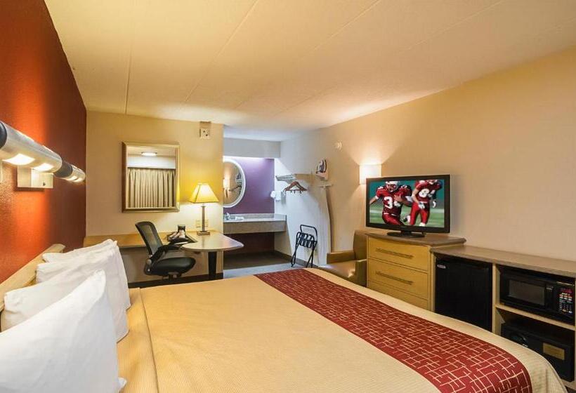 חדר סופריור עם מיטת קינג, Red Roof Inn Indianapolis North  College Park