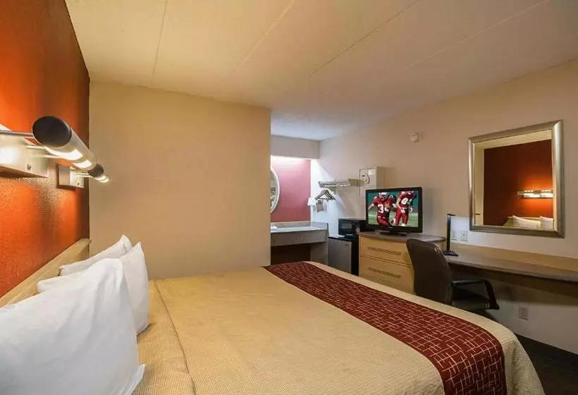 اتاق لوکس با تخت بزرگ, Red Roof Inn Indianapolis North College Park