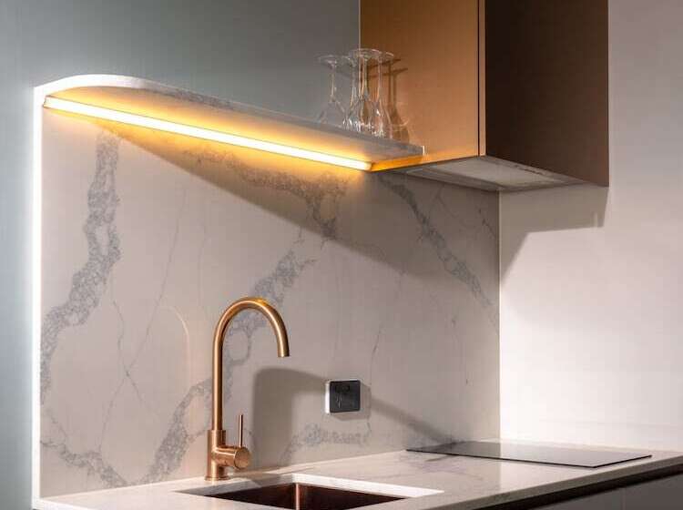 スタンダードスタジオ, Salamanca Suites