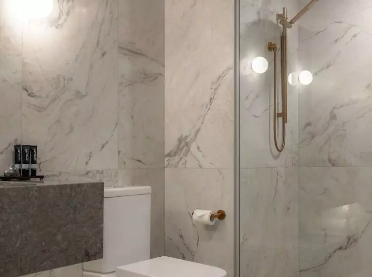 Huoneisto 3 Makuuhuonetta, Salamanca Suites