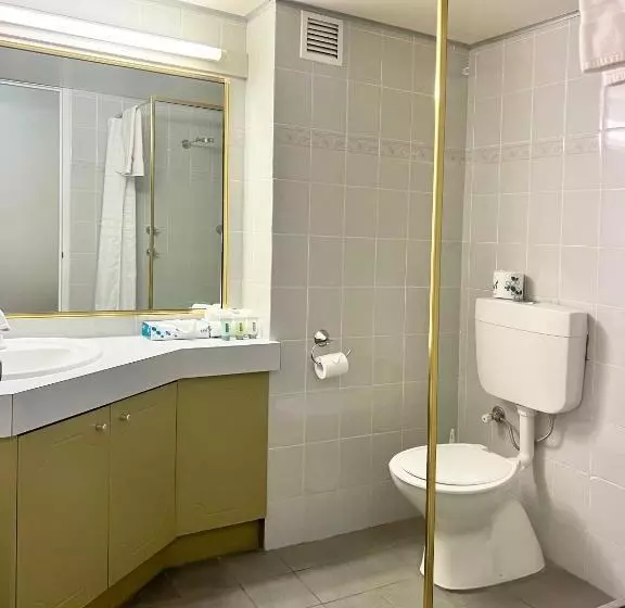 اتاق استاندارد, Stay At Alice Springs