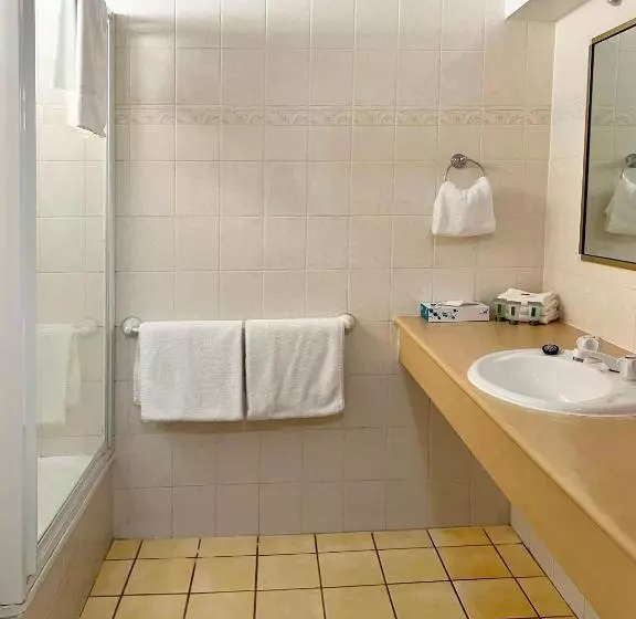 اتاق خانوادگی, Stay At Alice Springs