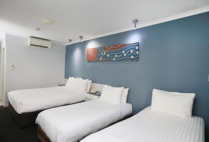 اتاق خانوادگی, Stay At Alice Springs