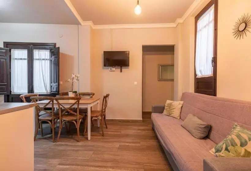 آپارتمان 2 خوابه, Apartamentos Alhambra Granada 3000