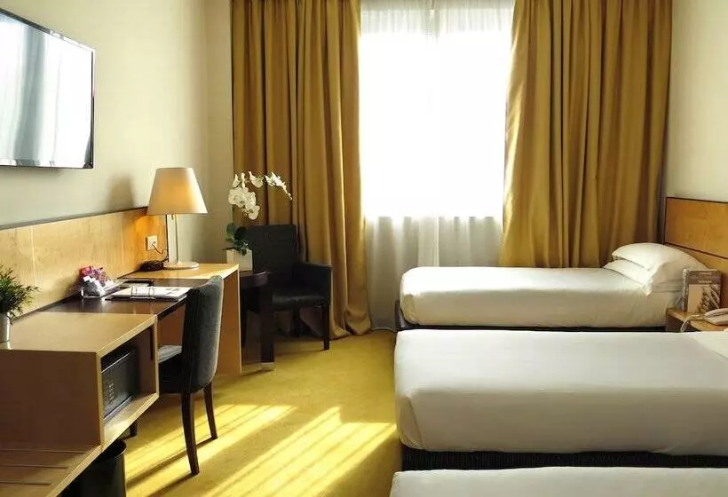 اتاق استاندارد سه نفره, Best Western Plus Hotel Le Favaglie