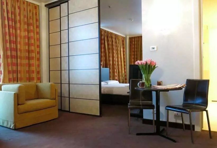 سوییت خانوادگی, Best Western Plus Hotel Le Favaglie
