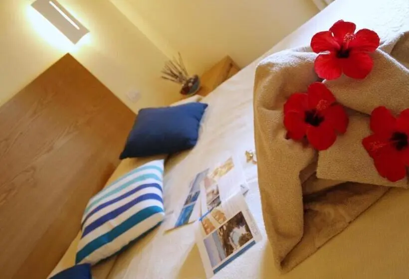 اتاق استاندارد, Club Esse Roccaruja