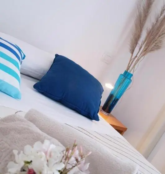 اتاق استاندارد چهار تخته, Club Esse Roccaruja