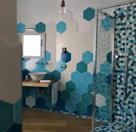 سوییت, Club Esse Roccaruja