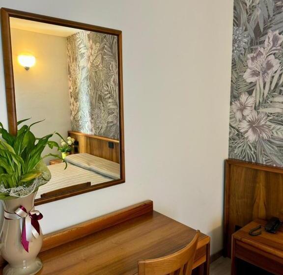 اتاق استاندارد, Continental