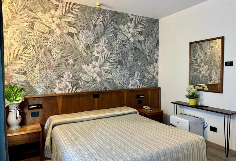 اتاق سوپریور, Continental