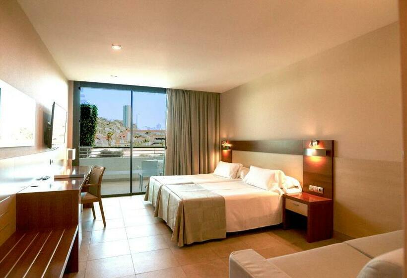 スタンダードトリプルルーム, Deloix 4 Sup