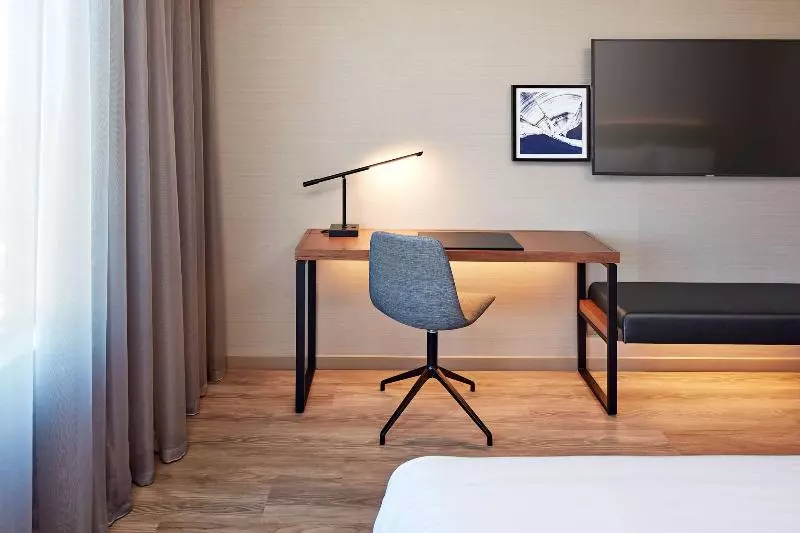 プレミアムルーム, Hilton Garden Inn Montreal Airport