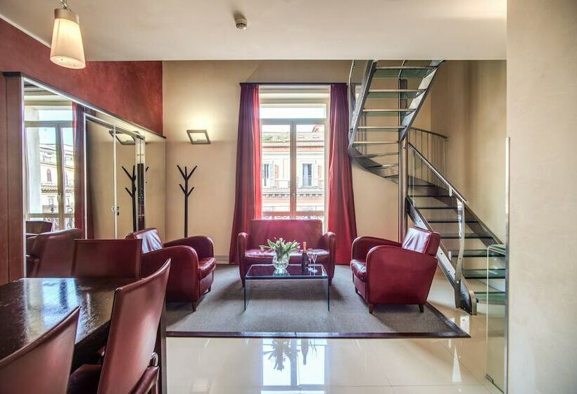 سوییت جونیور, La Griffe Hotel Roma