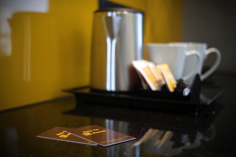 اتاق استاندارد سه نفره, Mi Bencoolen