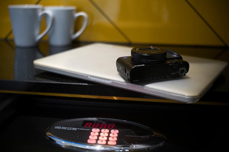 اتاق سوپریور با بالکن, Mi Bencoolen