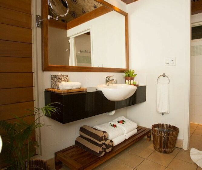 غرفه قياسيه سريرين مزدوجين, Outrigger Fiji Beach Resort