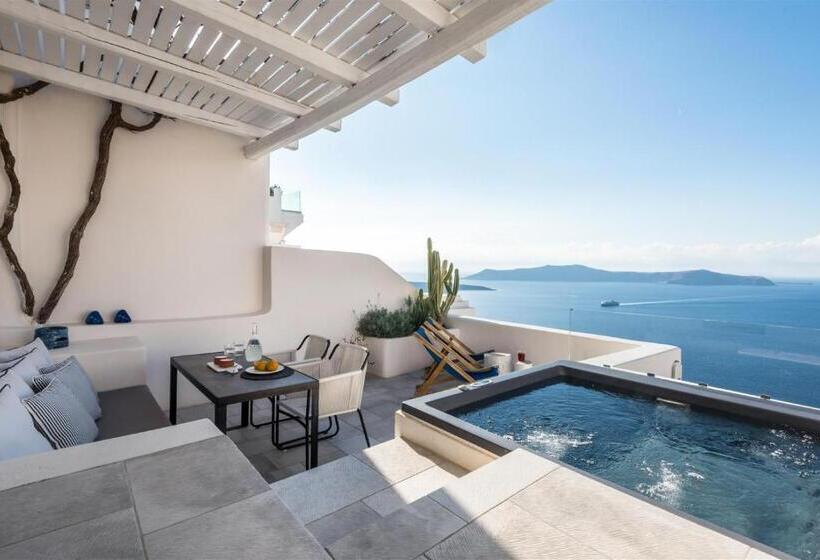 سوئیت دولوکس با چشم‌انداز, Porto Fira Suites
