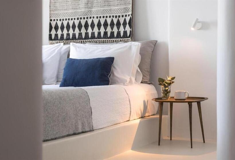سوئیت با چشم‌انداز, Porto Fira Suites
