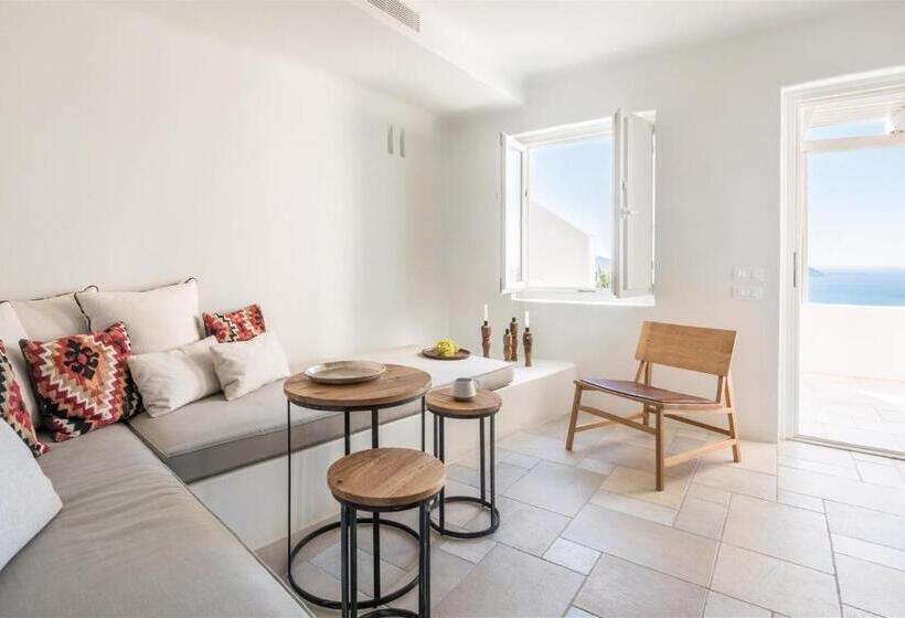 سوئیت سینیور, Porto Fira Suites